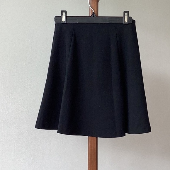 So cute black tulip skirt - Picture 2 of 5